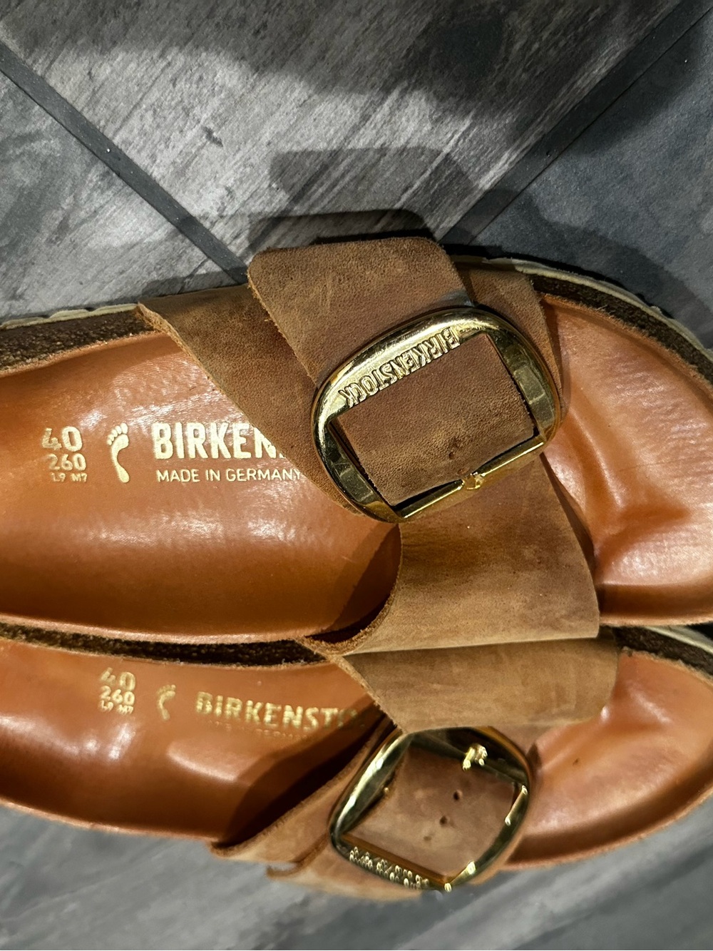 Birkenstock Women's Sandals Beige Soles - Picture 3 of 4